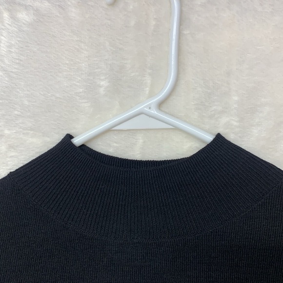 Old Navy Black Turtleneck Sweater - Picture 3 of 8